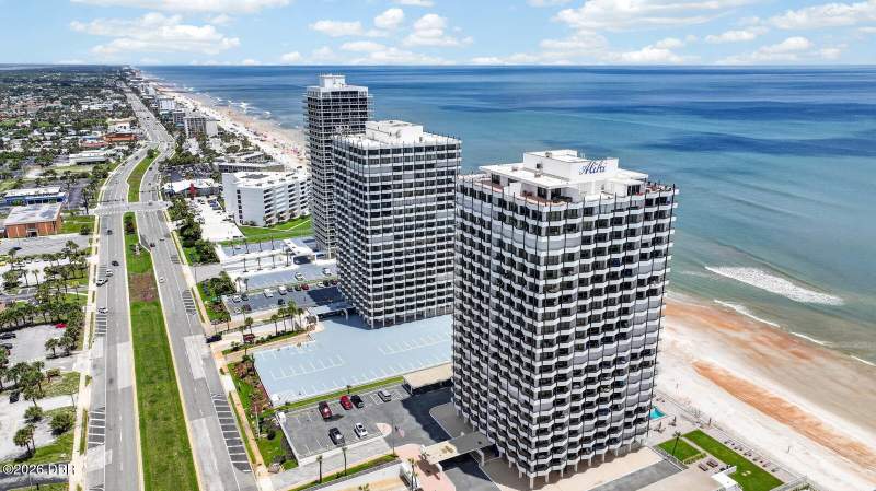 2 bedroom Condominium at 2828 N Atlantic Avenue #305, Aliki Condo, Daytona Beach — photo 4