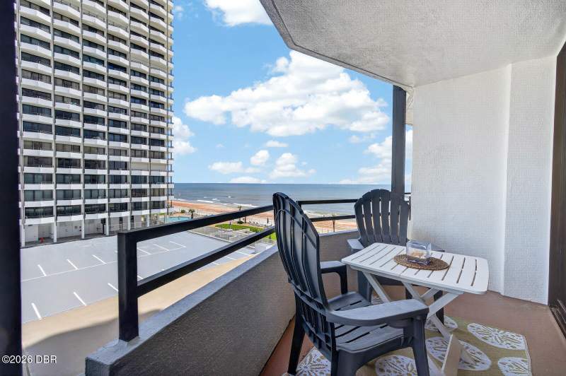 2 bedroom Condominium at 2828 N Atlantic Avenue #305, Aliki Condo, Daytona Beach — photo 3