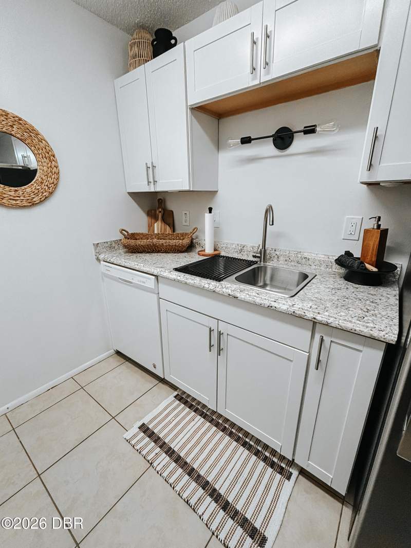 2 bedroom Condominium at 1600 Big Tree Road #08, Condo At Georgetown Lake, A Condo, Daytona Beach — photo 5