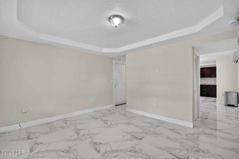216 N Halifax Avenue, Daytona Beach FL - photo 11 of 41