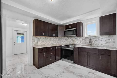 216 N Halifax Avenue, Daytona Beach FL - photo 13 of 41