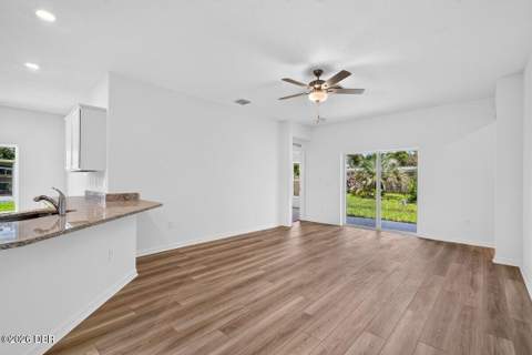 897 Picasso Avenue, Deltona FL - photo 12 of 54