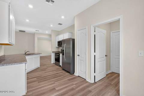 897 Picasso Avenue, Deltona FL - photo 14 of 54