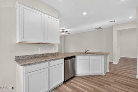 897 Picasso Avenue, Deltona FL - photo 15 of 54
