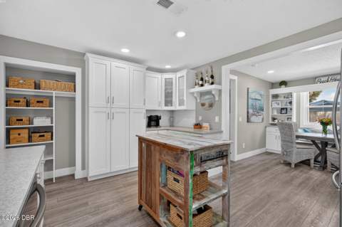 4503 Saxon Drive, New Smyrna Beach FL - photo 9 of 43