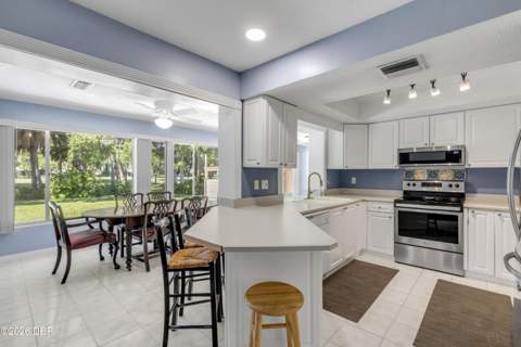 19 Crompton Place, Palm Coast FL - photo 9 of 37