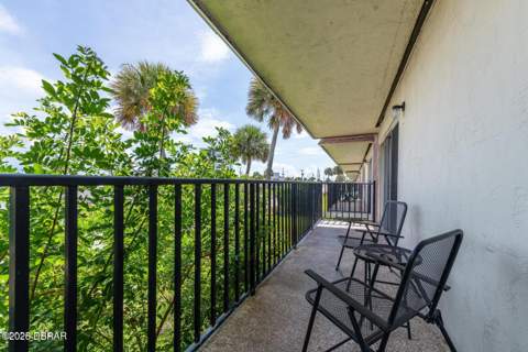 10 Lynnhurst Drive #208, Ormond Beach FL - photo 18 of 20