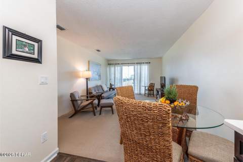 10 Lynnhurst Drive #208, Ormond Beach FL - photo 8 of 20