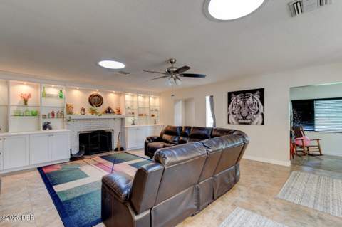 103 Dee Street, New Smyrna Beach FL - photo 20 of 47