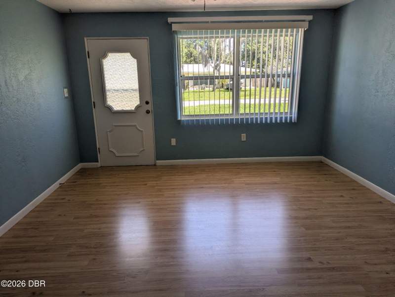 3 bedroom Single Family Residence at 314 Roslyn Avenue, Not In Subdivision, New Smyrna Beach — photo 3