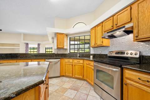 1837 E Glancy Drive, Deltona FL - photo 10 of 29