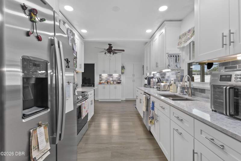 4 bedroom Single Family Residence at 629 Hamlet Drive, Hamlet, Port Orange — photo 3