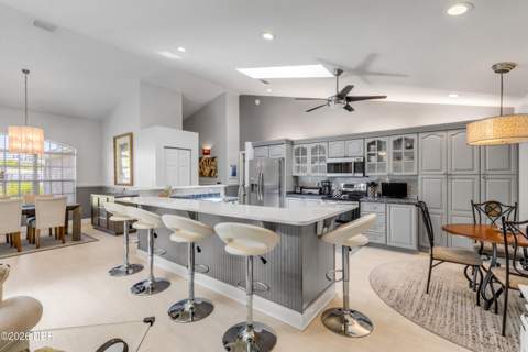 815 E 7th Avenue, New Smyrna Beach FL - photo 14 of 79