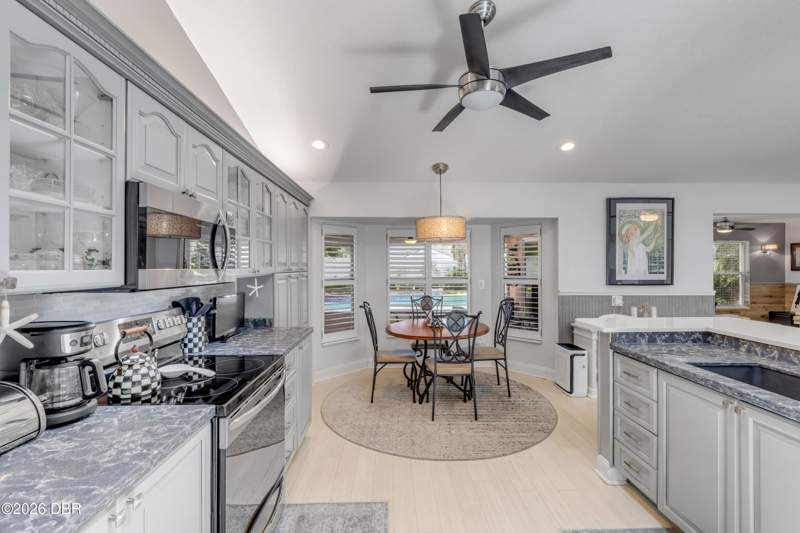 3 bedroom Single Family Residence at 815 E 7th Avenue, New Smyrna Beach, New Smyrna Beach — photo 5