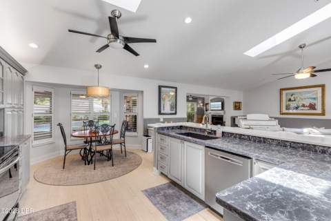 815 E 7th Avenue, New Smyrna Beach FL - photo 20 of 79