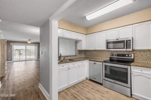 145 N Halifax Avenue #109, Daytona Beach FL - photo 8 of 68