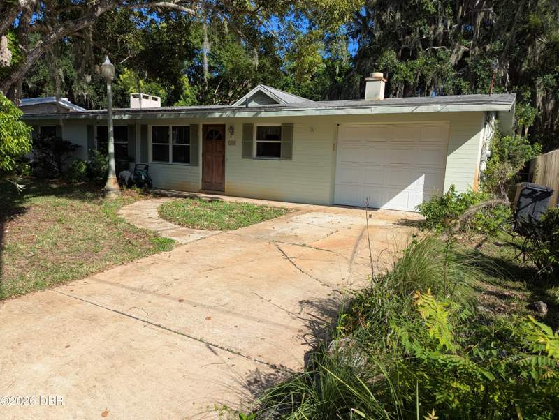 3 bedroom Single Family Residence at 308 Trudgeon Drive, Not In Subdivision, New Smyrna Beach — photo 2