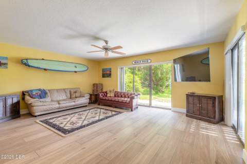 33 Andrea Drive, New Smyrna Beach FL - photo 10 of 81
