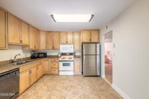 33 Andrea Drive, New Smyrna Beach FL - photo 24 of 81