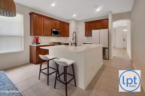 525 Heron Point Way, DeLand FL - photo 11 of 55