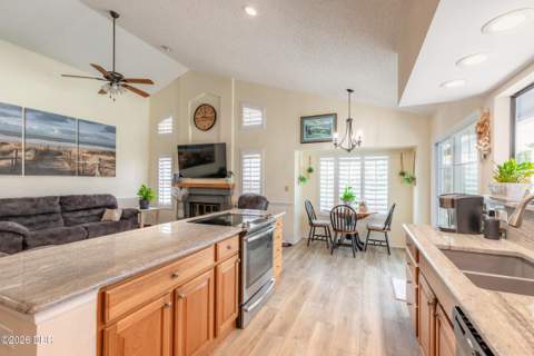 785 Pelican Bay Drive, Daytona Beach FL - photo 18 of 54