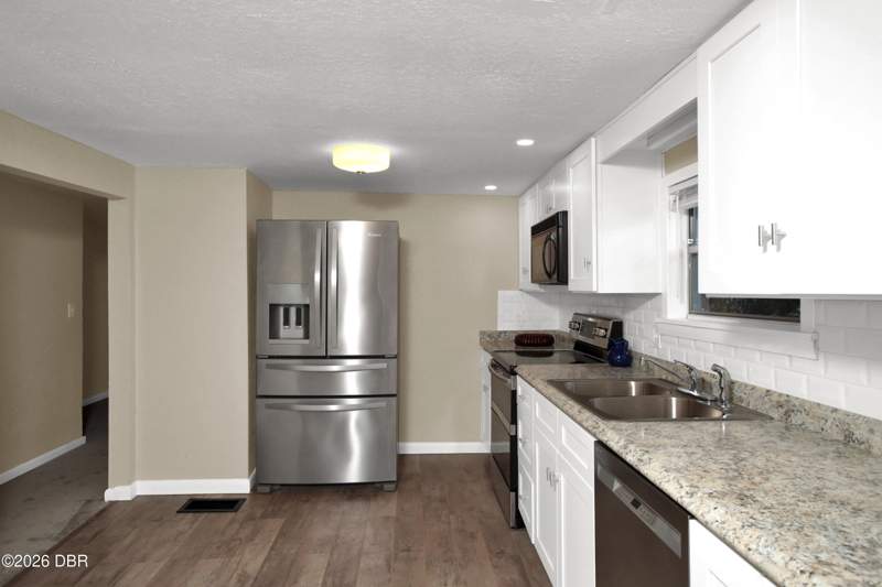 2 bedroom Single Family Residence at 847 Jasmine Avenue, Not In Subdivision, Holly Hill — photo 2
