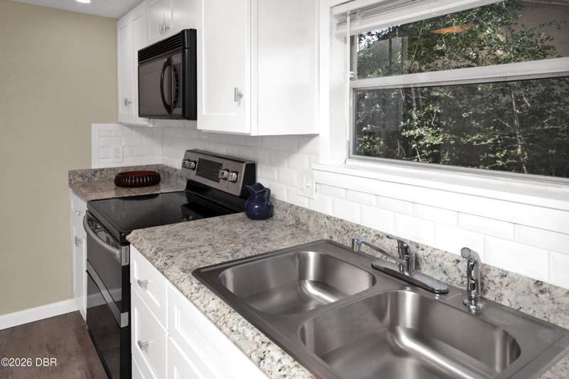 2 bedroom Single Family Residence at 847 Jasmine Avenue, Not In Subdivision, Holly Hill — photo 5