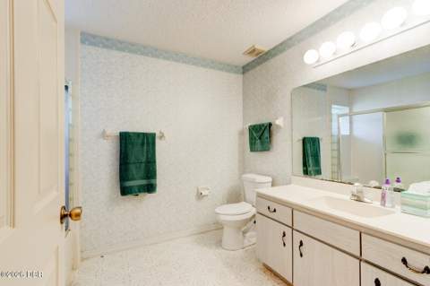 317 Glenbriar Circle, Daytona Beach FL - photo 7 of 32
