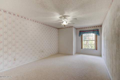 317 Glenbriar Circle, Daytona Beach FL - photo 8 of 32