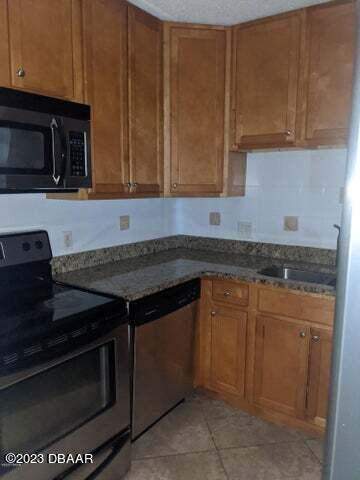 102 S Peninsula Drive #105, Daytona Beach FL - photo 7 of 10