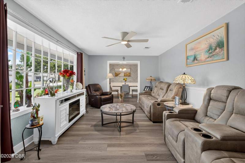 3 bedroom Single Family Residence at 117 Ann Rustin Drive, Ann Rustin Estates, Ormond Beach — photo 3