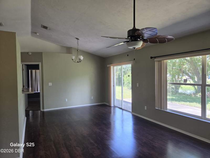 3 bedroom Single Family Residence at 340 Pine Breeze Drive, Meadow Lake, Edgewater — photo 3
