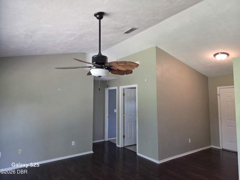 3 bedroom Single Family Residence at 340 Pine Breeze Drive, Meadow Lake, Edgewater — photo 2