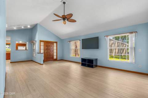 104 Shoal Creek Circle, Daytona Beach FL - photo 12 of 43