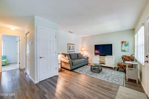 840 Center Avenue #10, Holly Hill FL - photo 6 of 32