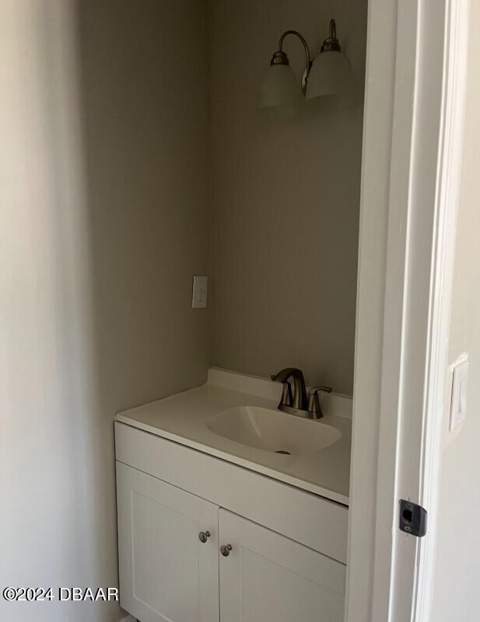 2852 Glenwood Avenue, New Smyrna Beach FL - photo 10 of 12