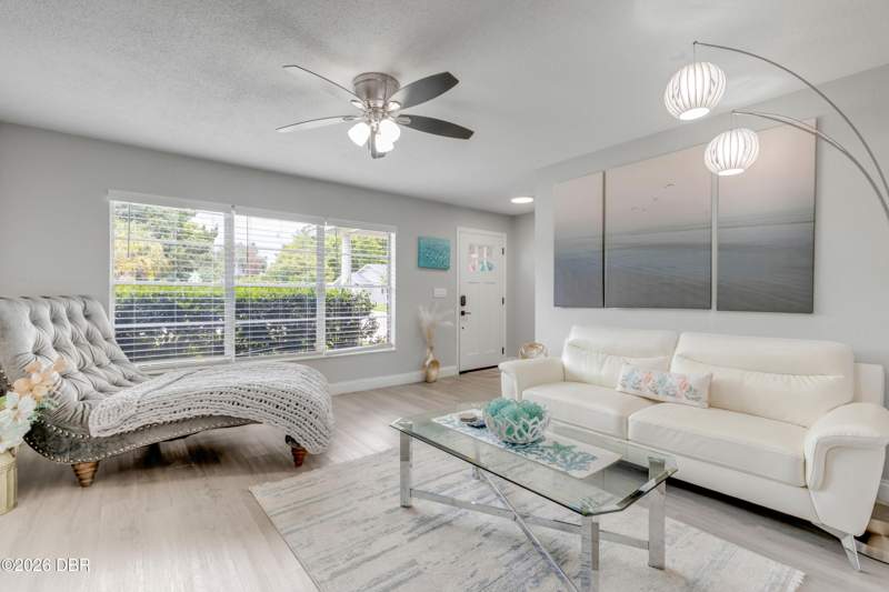 3 bedroom Single Family Residence at 2952 Carriage Drive, Lantern Park, South Daytona — photo 3