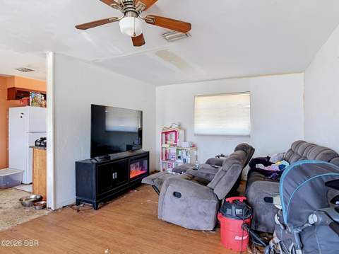 1304 Crestview Avenue, Daytona Beach FL - photo 11 of 40