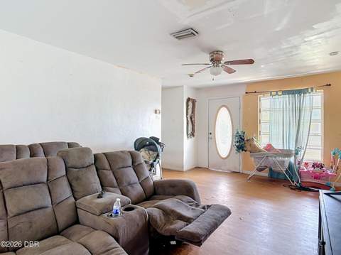1304 Crestview Avenue, Daytona Beach FL - photo 10 of 40
