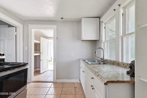 821 N Ridgewood Avenue, Daytona Beach FL - photo 9 of 17