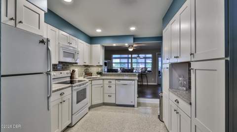 4006 Cardinal Boulevard, Port Orange FL - photo 8 of 41