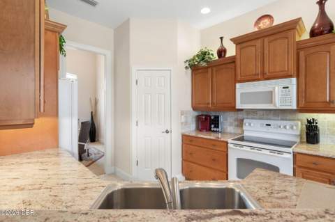 3 Cochran Lane, Palm Coast FL - photo 11 of 84