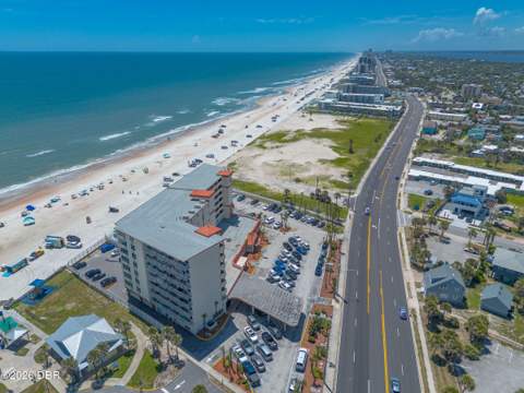 701 S Atlantic Avenue #621, Daytona Beach FL - photo 17 of 25