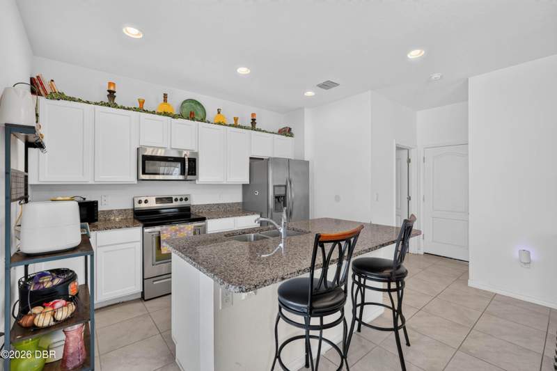 3 bedroom Townhouse at 1655 Pham Drive, Port Orange, Port Orange — photo 5
