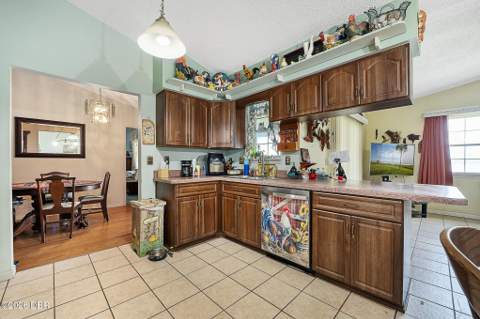 2372 Mitchell Island Road, Deltona FL - photo 9 of 26