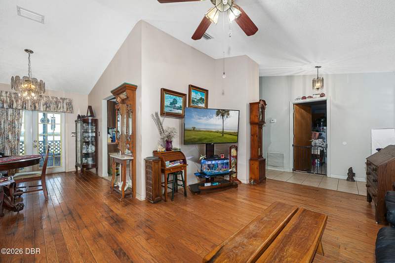 3 bedroom Single Family Residence at 2372 Mitchell Island Road, Not In Subdivision, Deltona — photo 4