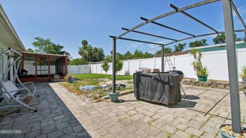 105 Fiesta Circle, Ormond Beach FL - photo 6 of 25