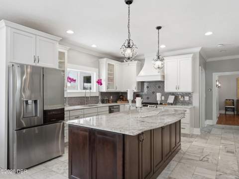636 N Riverside Drive, New Smyrna Beach FL - photo 13 of 77