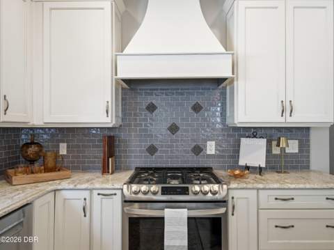636 N Riverside Drive, New Smyrna Beach FL - photo 15 of 77