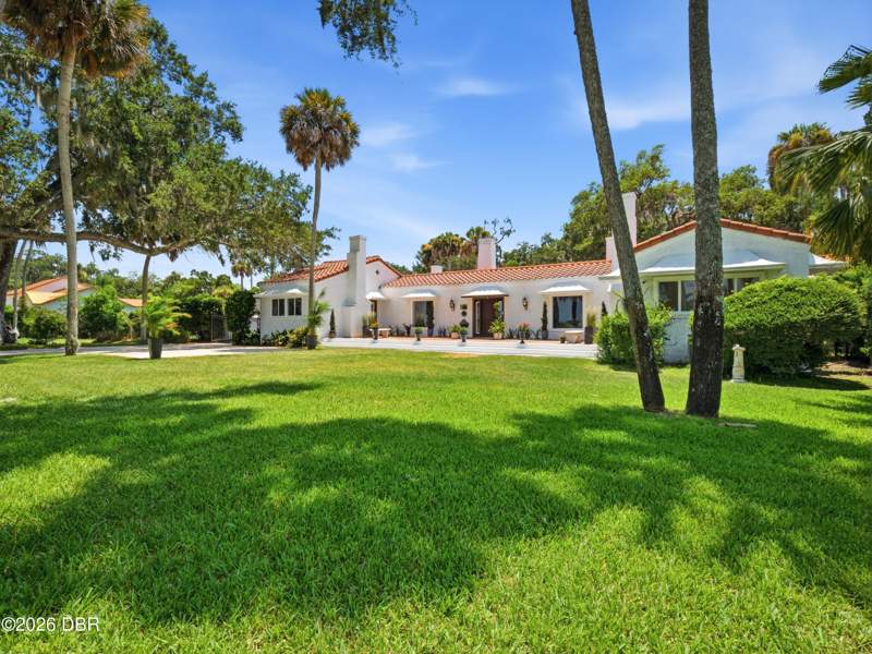 3 bedroom Single Family Residence at 636 N Riverside Drive, Riverside On The Park Condo, New Smyrna Beach — photo 2